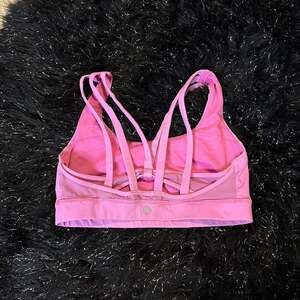 lululemon athletica pink strappy bra size 6